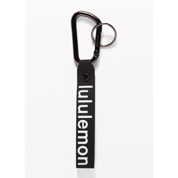 lululemon keychain wallet tiktok logo